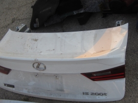 Lexus IS200T- Deck lid - D